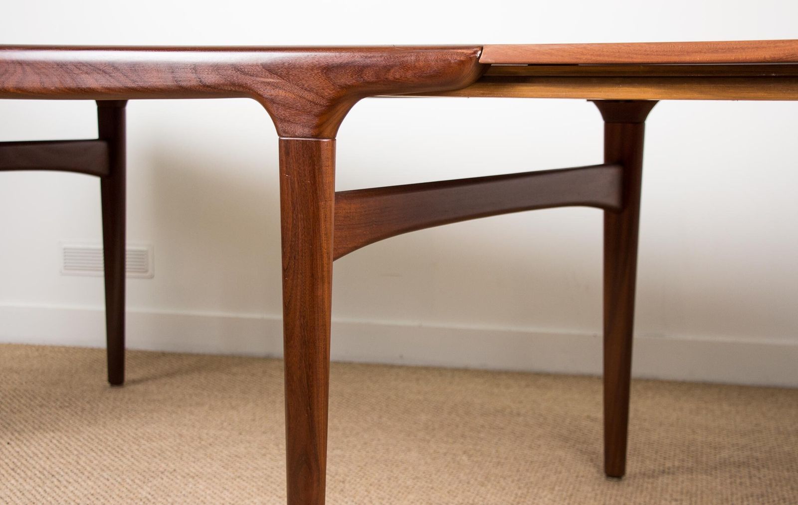 Table à manger danoise extensible en teck, années 1960, par Johannes Andersen pour Uldum Mobelfabrik photo vintage