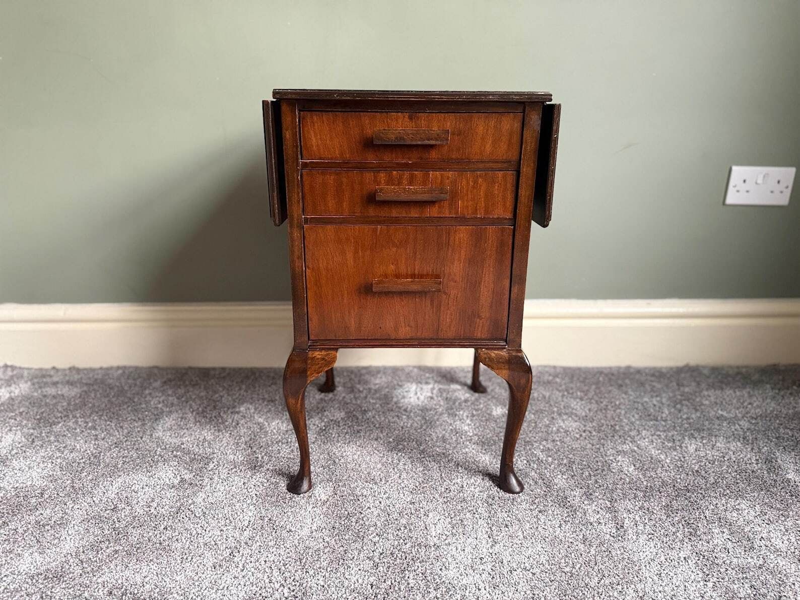 Vintage Solid Oak Folding Drop Leaf Table Antique Bedside Table Drop Leaf Occasional Side Table