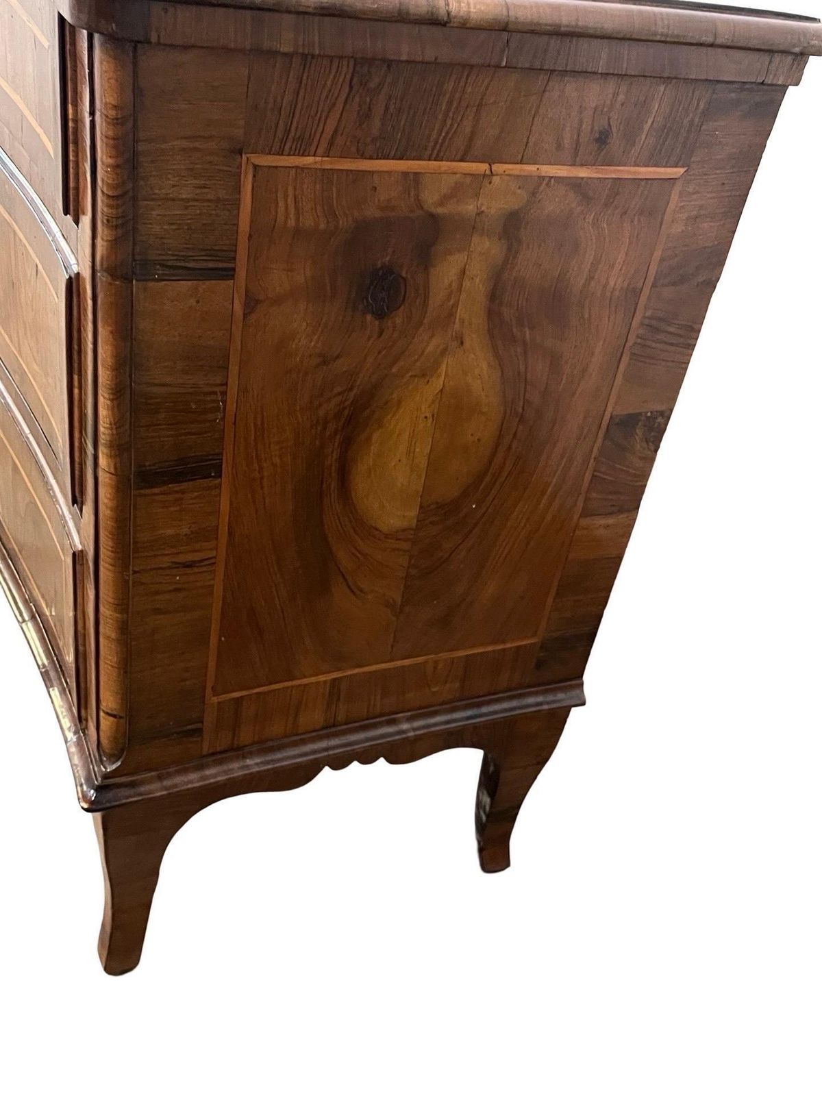Italian Walnut Louis XV Chest Of Drawers, Commode With Burl Veneer photo for sale