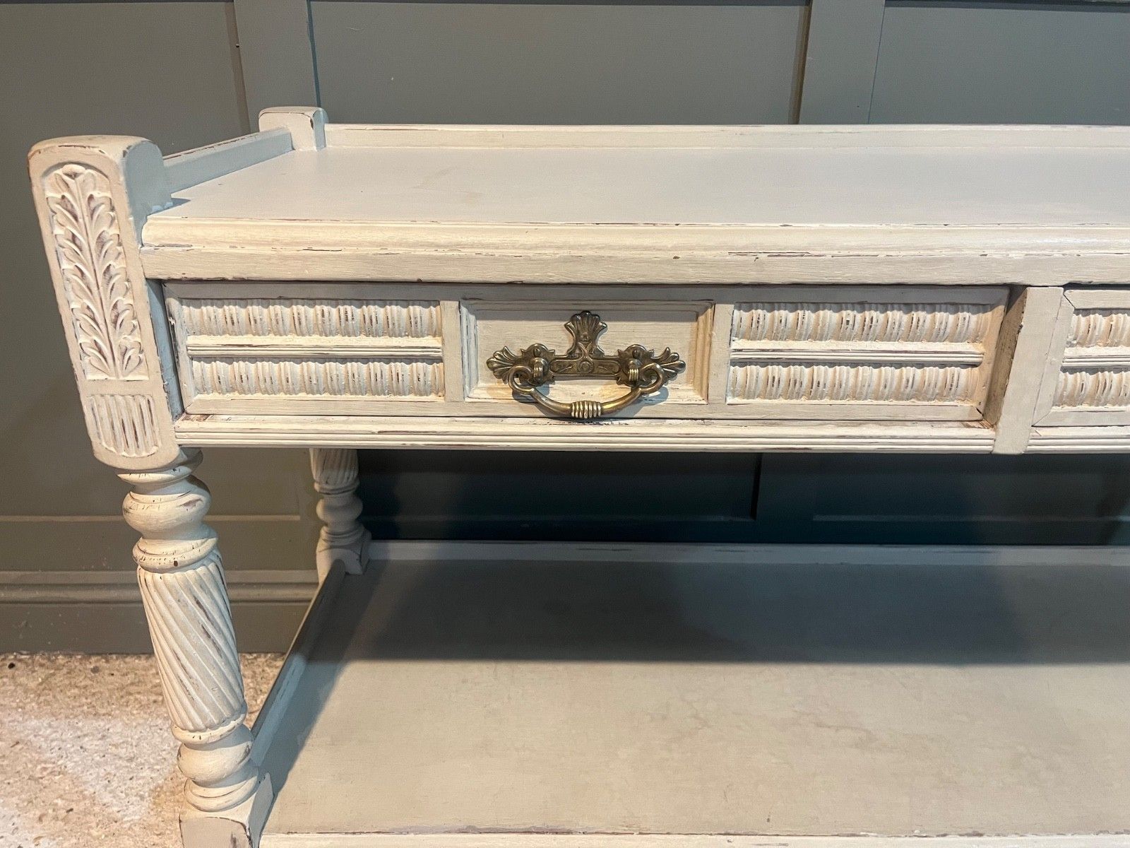 Antique Console Table Painted Pale Grey Two Tier /Record Player Stand/Tv Stand photo vinterior