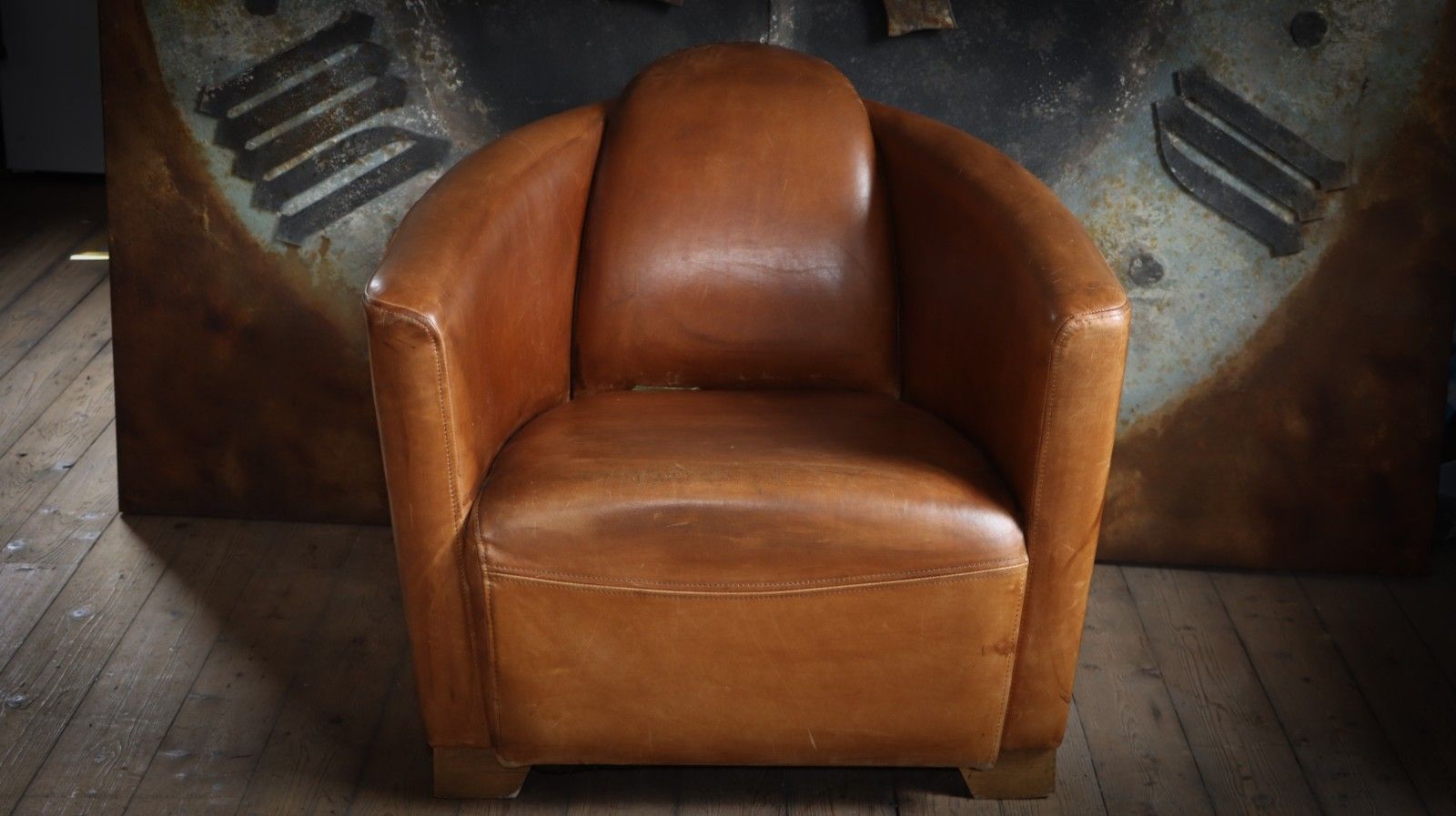 photo furniture Timothy Oulton Halo Mars Aviator Rocket Leather Club Armchair Buck'dn Brok'n 🚚