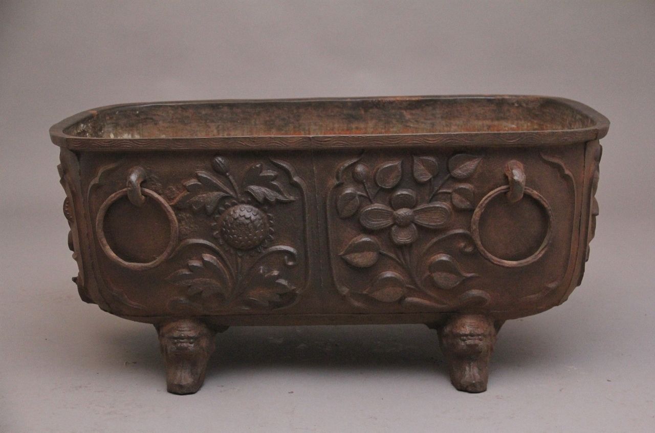 Antique Early 19th Century Chinese Cast Iron Temple Bath With Script photo vinterior