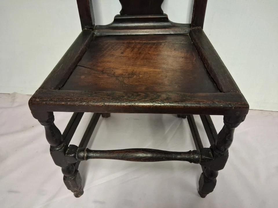 Antique Welsh Oak Chair With Vase Back And Deep Patina Aprox 300 Years Old photo vintage