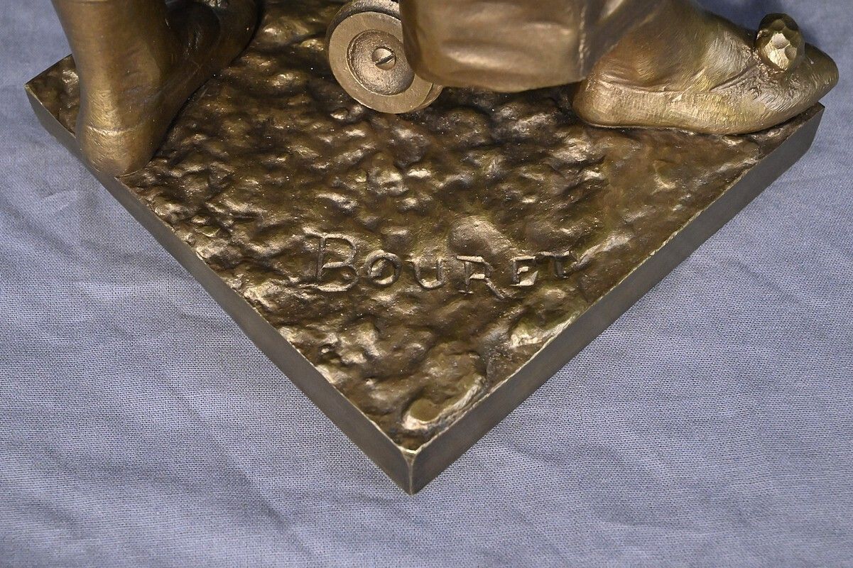 photo buy Bronze Sculpture "By The Light Of The Moon" Signed Bouret – Late 19th Century