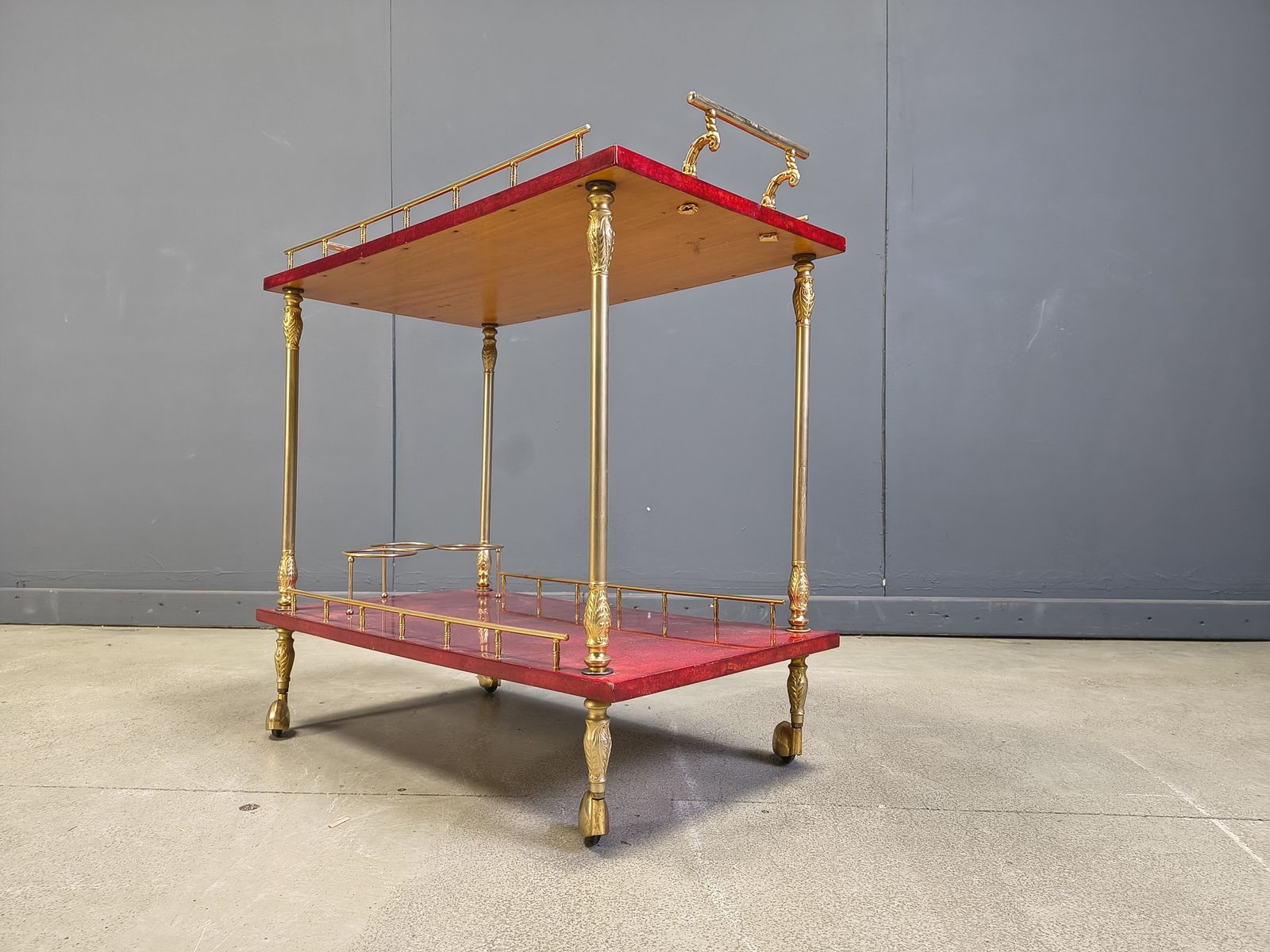 Rare Italian Lacquered Goatskin / Parchment Serving Bar Cart By Aldo Tura, 1960s photo Furniture