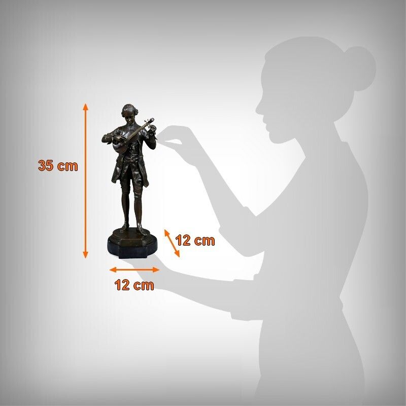 photo vinterior Bronze Sculpture "Mozart Tuning His Violin" – 20th Century