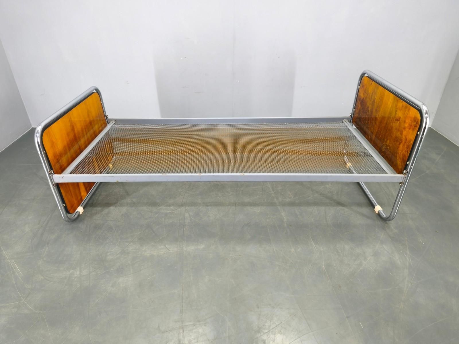Bauhaus Tubular Steel Bed With Walnut Veneer Panels, 1930s photo 1476.0