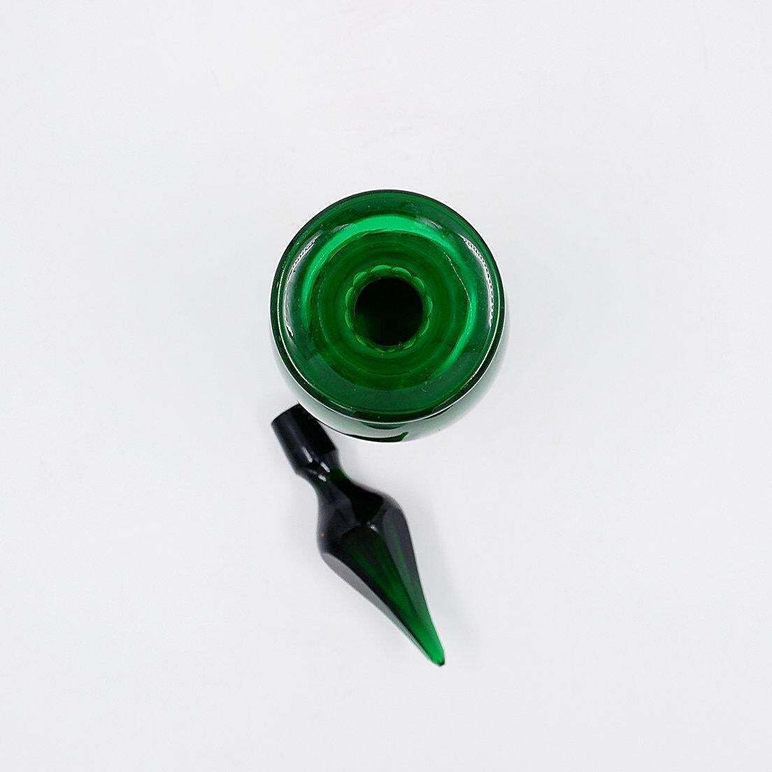 19th Century Green Glass Decanter   England, Circa 1870. photo 515.0