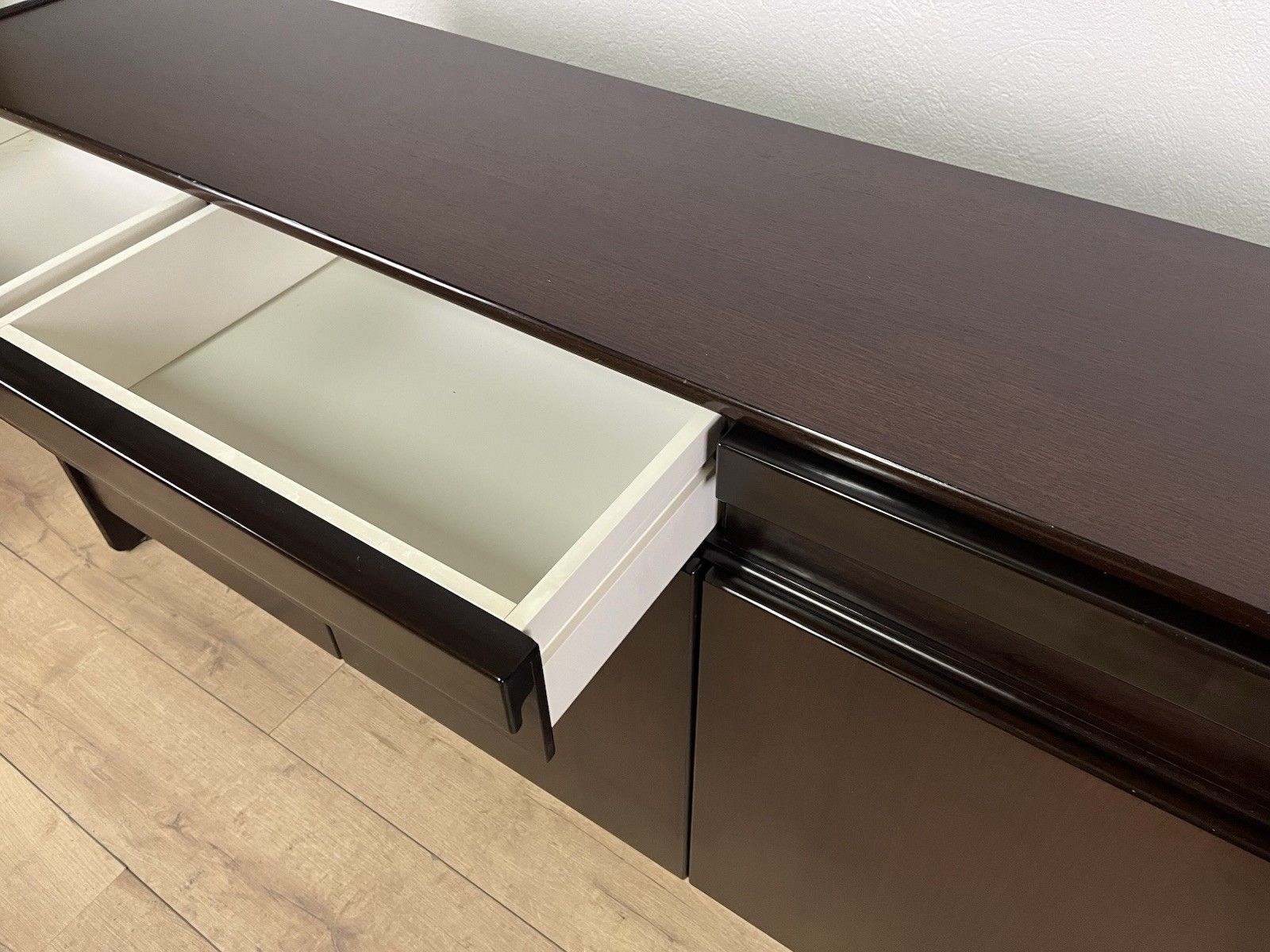photo buy Daniel Paolo Piva Fama 70’s Vintage Design Furniture Sideboard