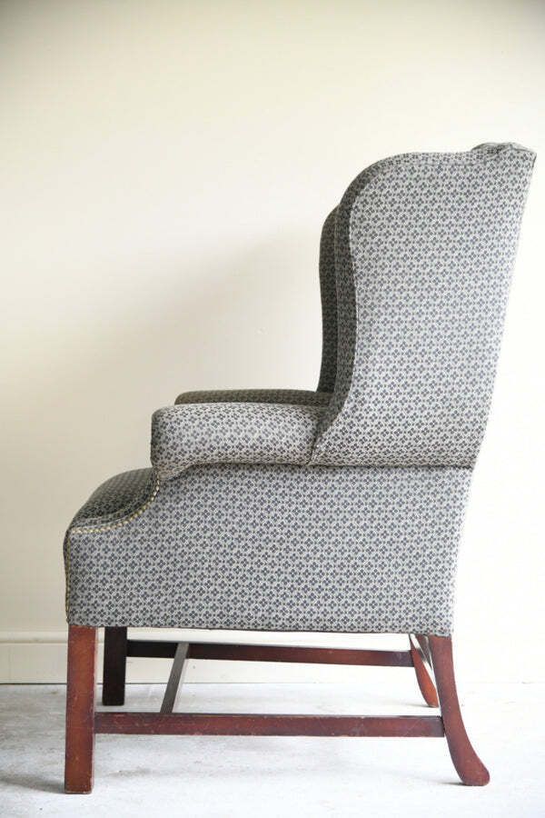 Georgian Style Wing Arm Chair, Early 20th Century photo vintage