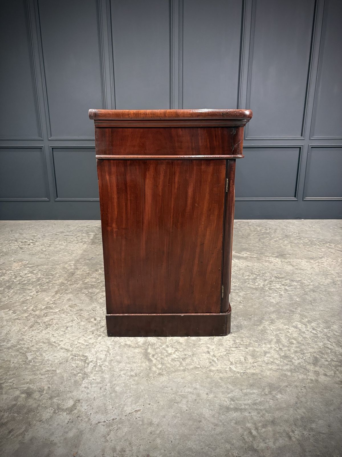 Furniture Victorian Mahogany Inverted Breakfront Sideboard photo