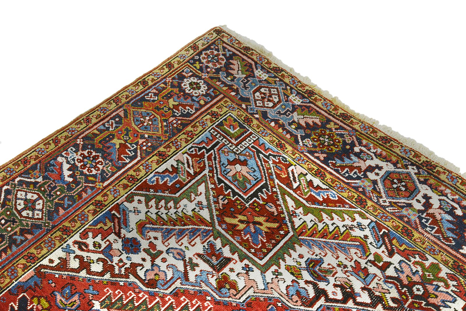photo furniture Antique Heriz Carpet 325x231 Cm Ca.1920