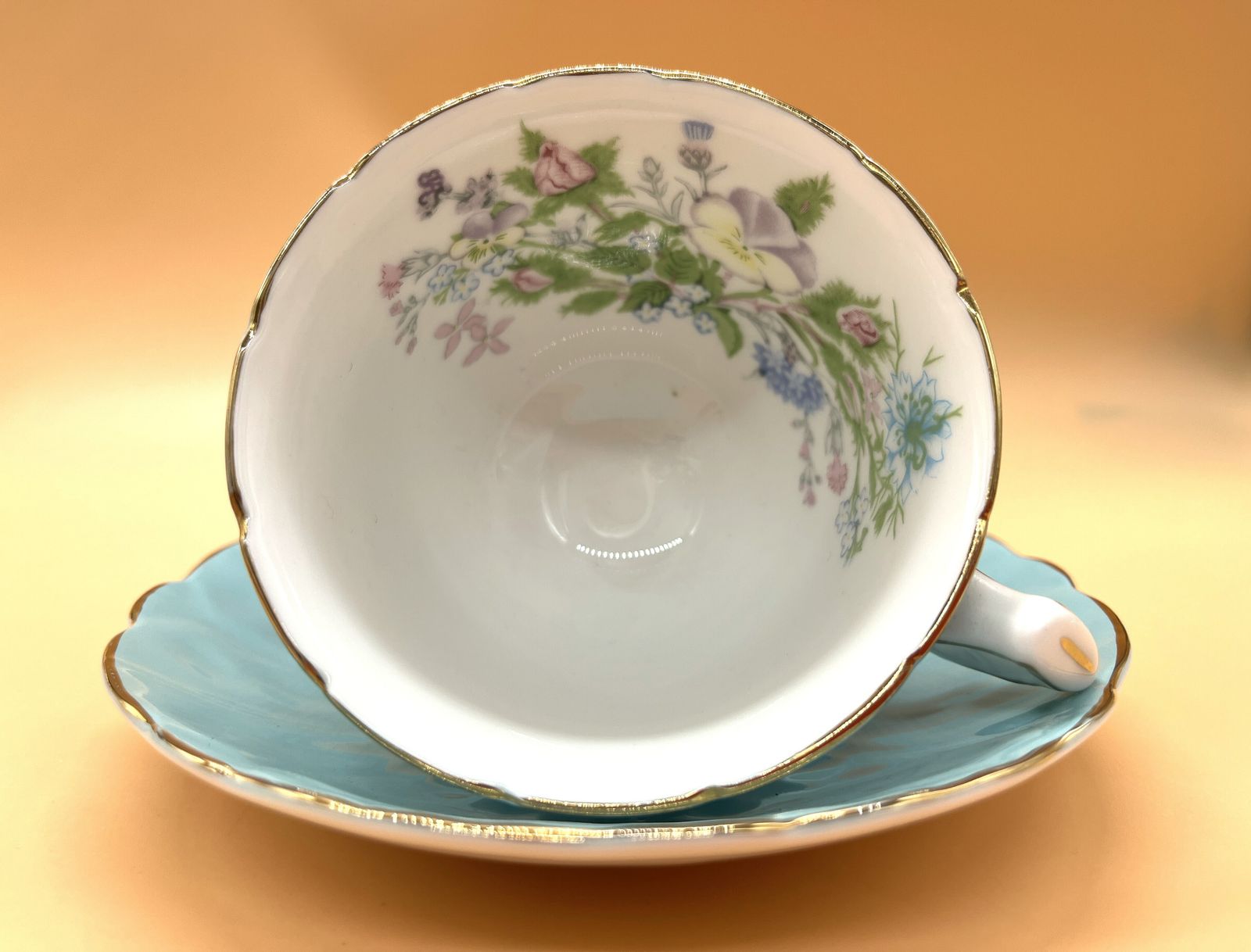 Aynsley China Crocus Shape Wild Tudor Blue Cabinet Tea Cup & Saucer Duo. photo vintage