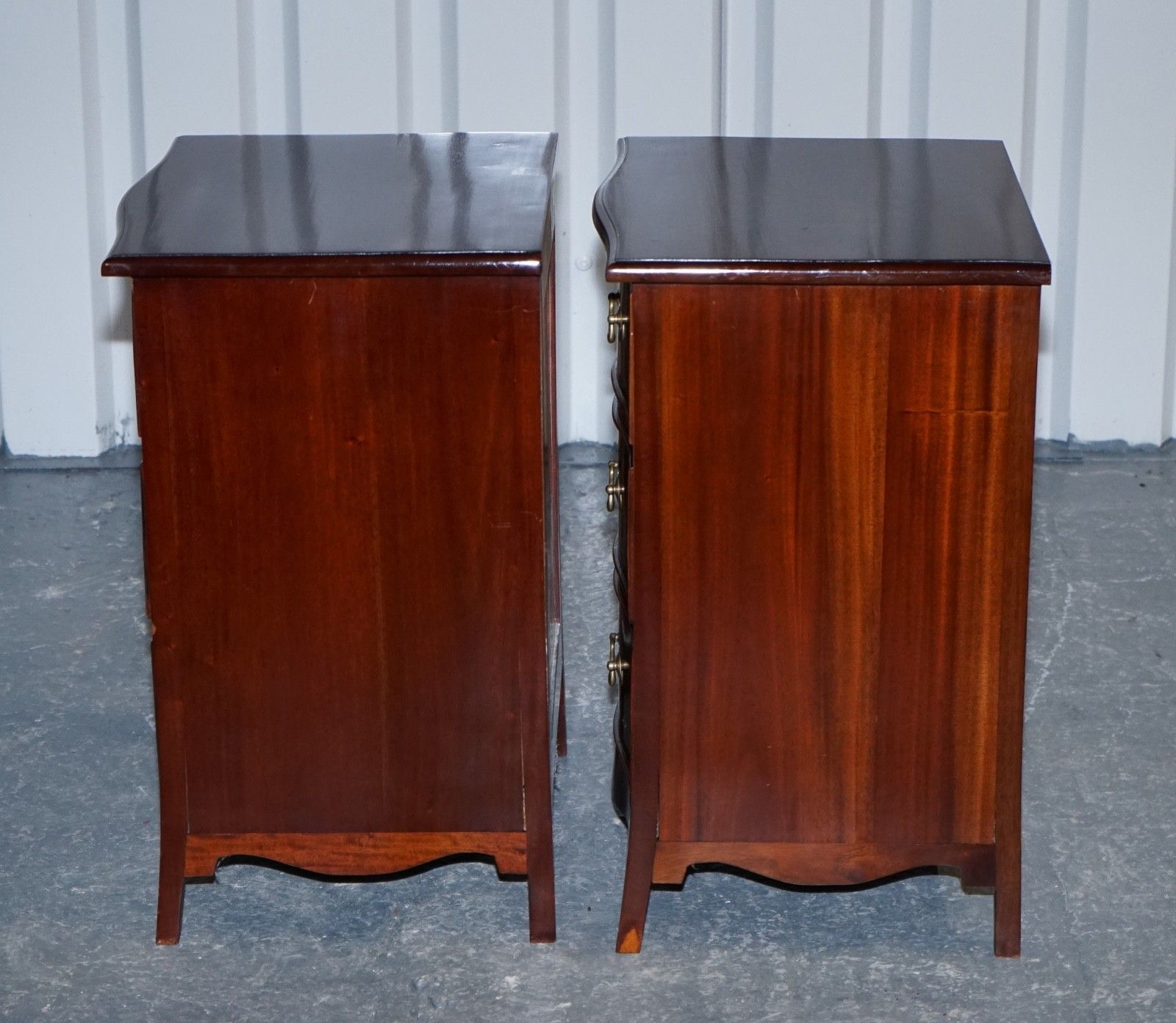 photo buy Georgian Revival Style Serpentine Nightstands Bedsides By Brights Of Nettlebed