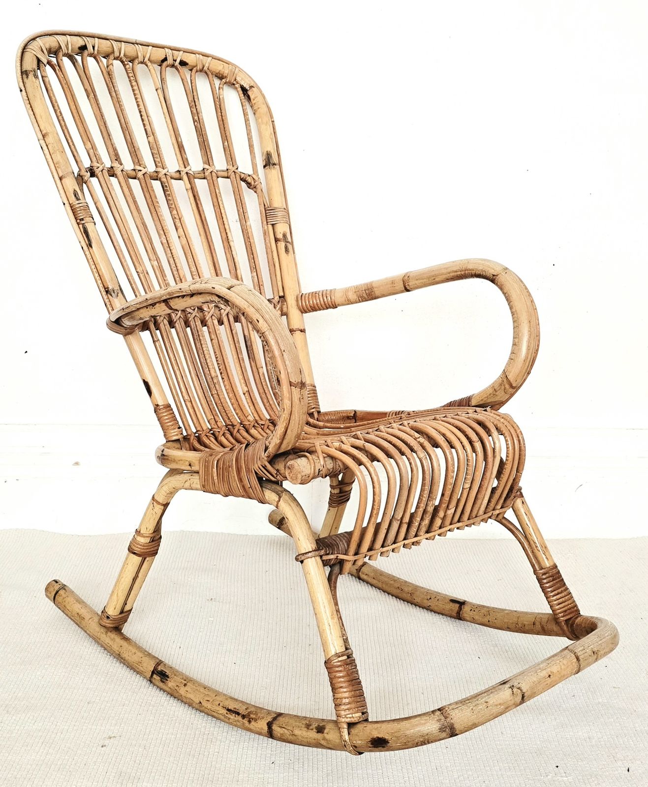350.0 Mid Century Italian Bamboo Rocking Chair, Franco Albini, 1950s. photo