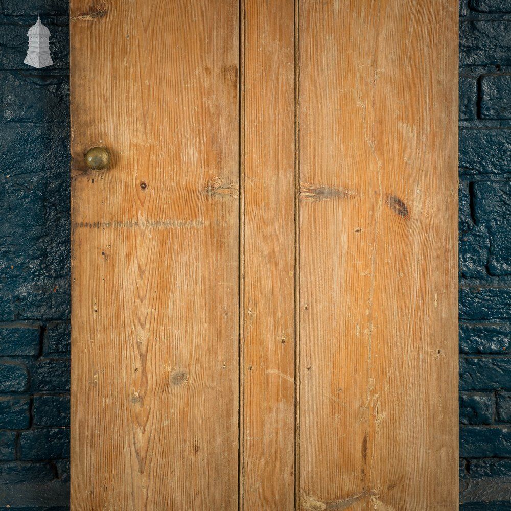 Ledged Plank Door, Reclaimed Cottage Door photo for sale