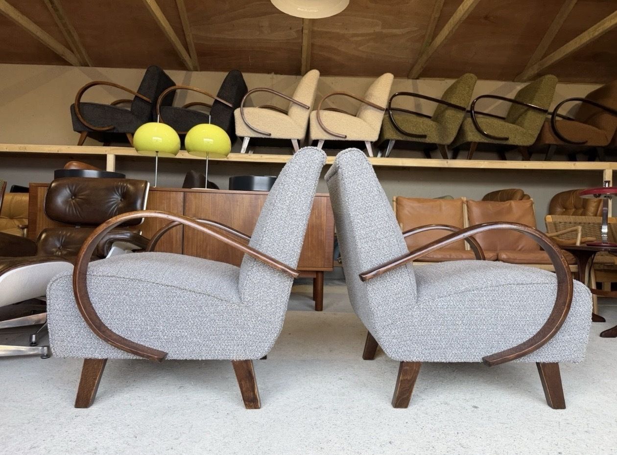 photo furniture Pair Of Jindrich Halabala Armchairs, Art Deco, Vintage, Retro, Mid Century
