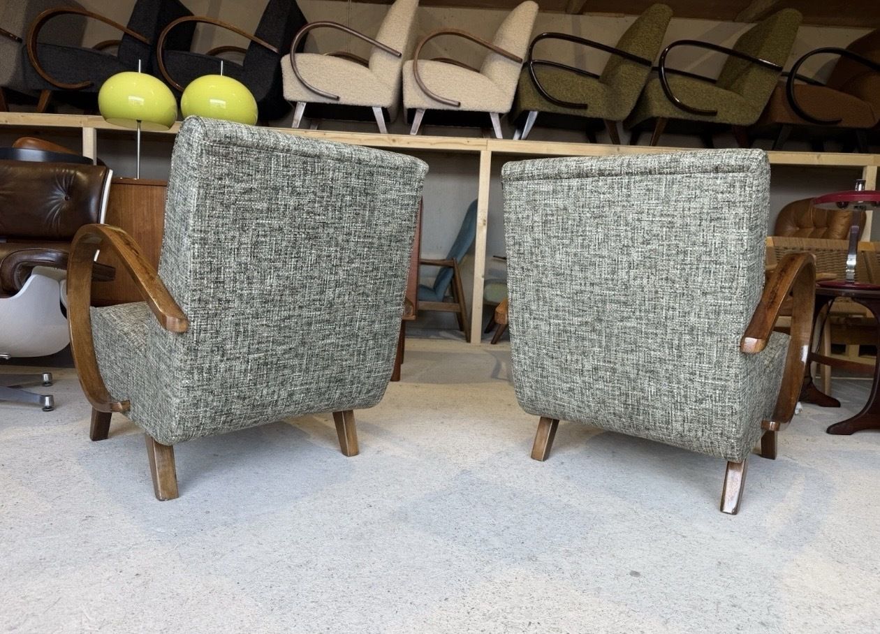 photo vinterior Pair Of Jindrich Halabala Armchairs, Art Deco