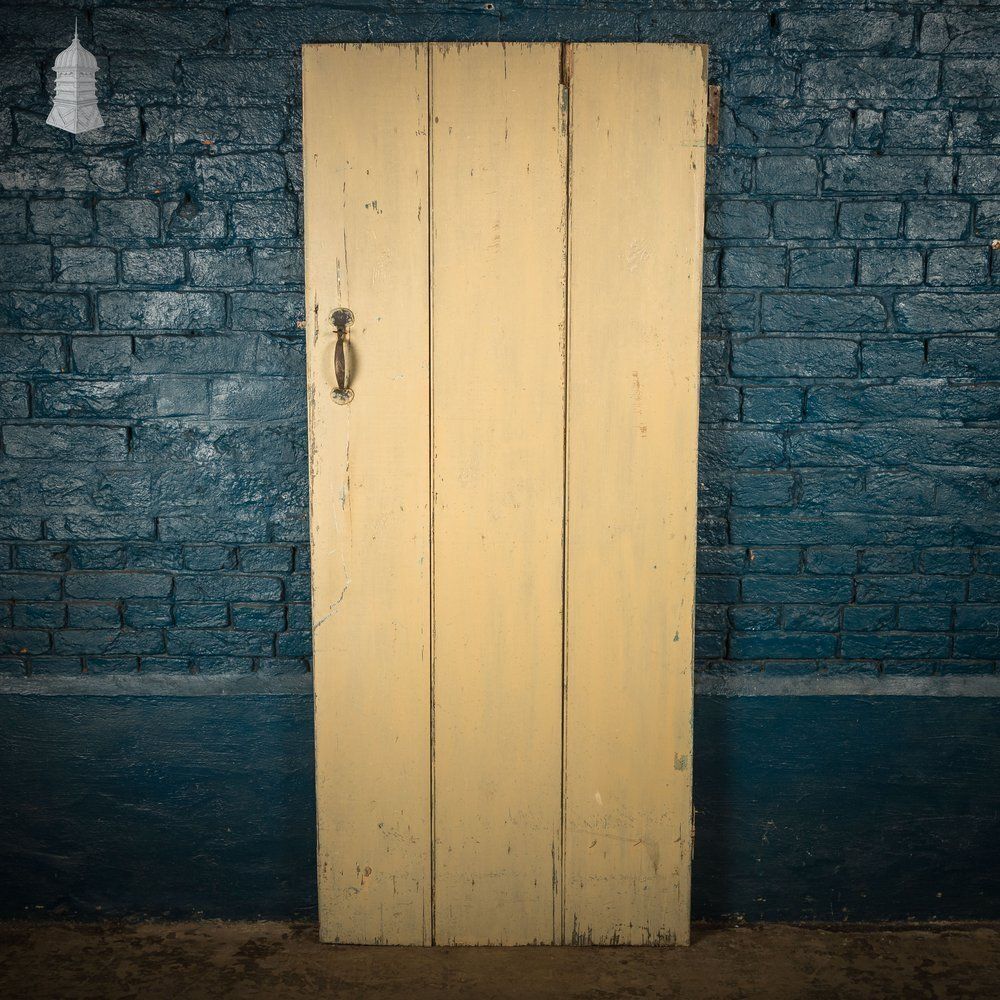 Reclaimed 3 Plank Door – Distressed Cream Paint