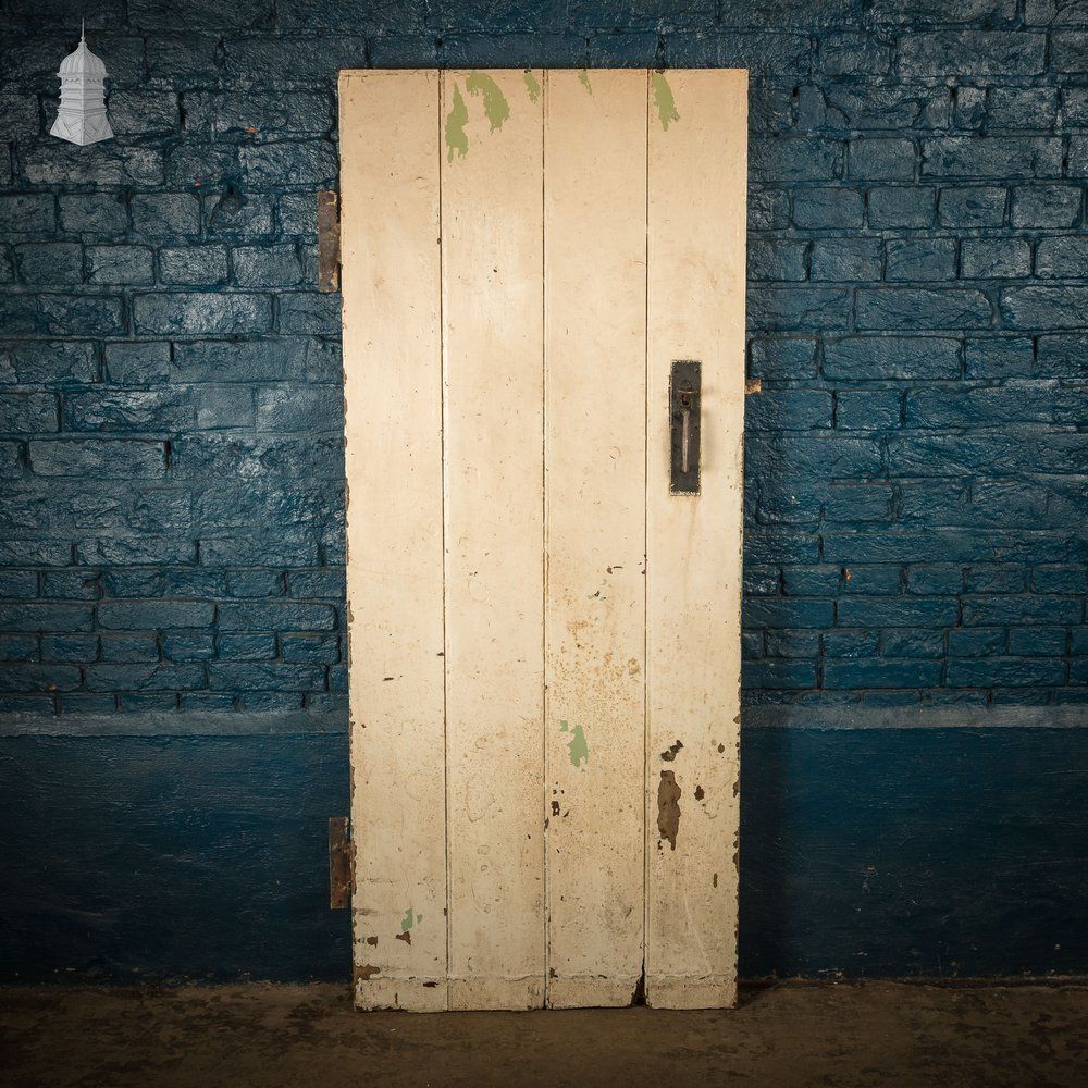 Reclaimed Cottage Door, Plank & Ledge