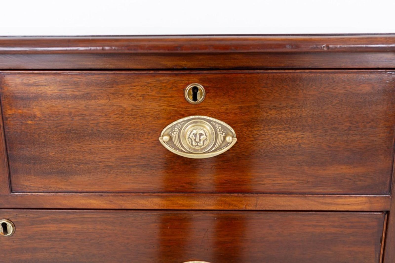 Victorian Knee Hole Desk Mahogany Serpentine 1890. photo Furniture