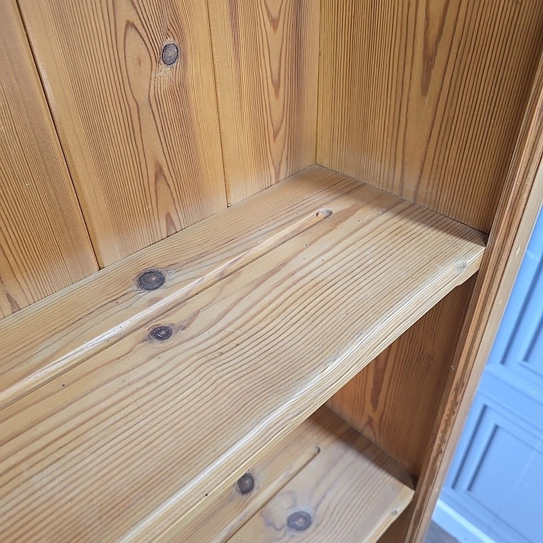 Vintage Pine Wall Shelf – Rustic Wooden Shelving Bookcase – Country Kitchen Rack photo vintage