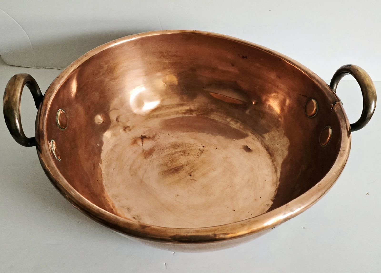 Large Antique Copper Cauldron, 19th Century. photo vinterior