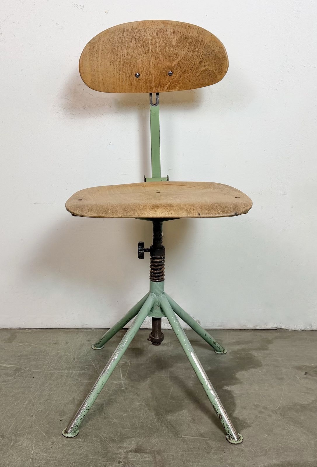 Green Industrial Workshop Chair, 1950s, 3x photo buy