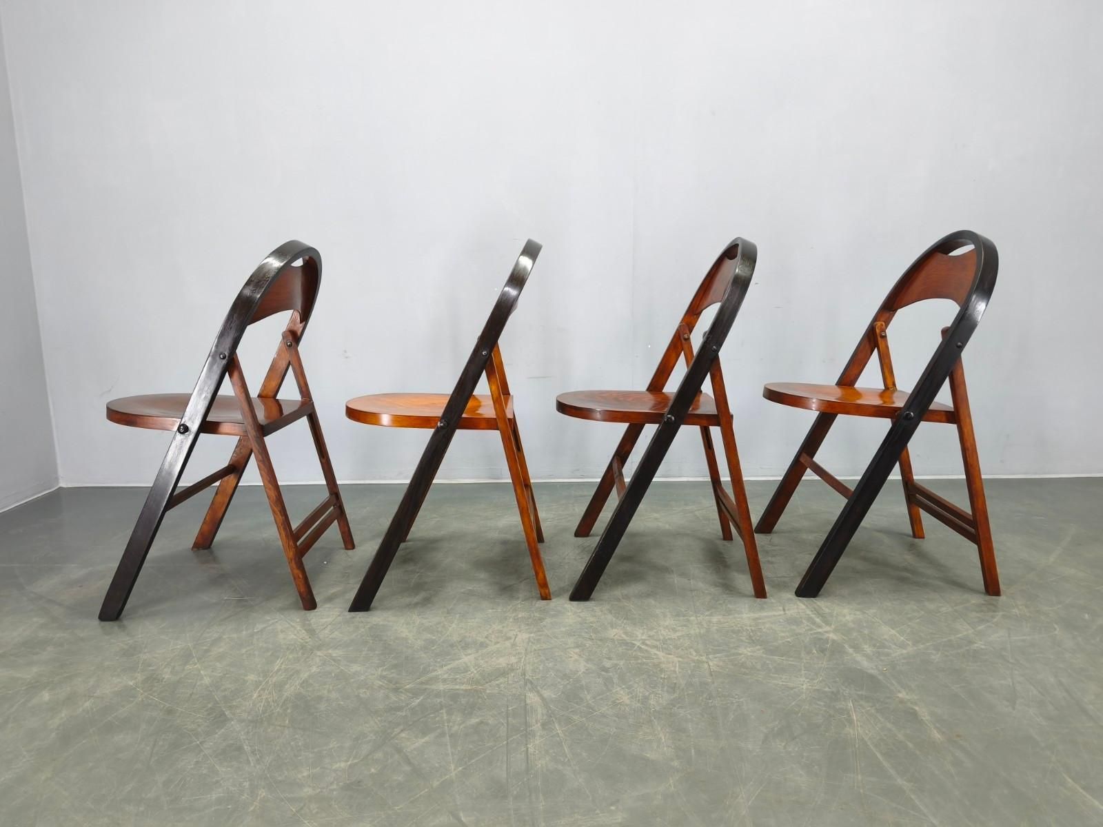 photo furniture Set Of Four Bauhaus Folding Chairs B751 By Ligna, Czechoslovakia 1930s