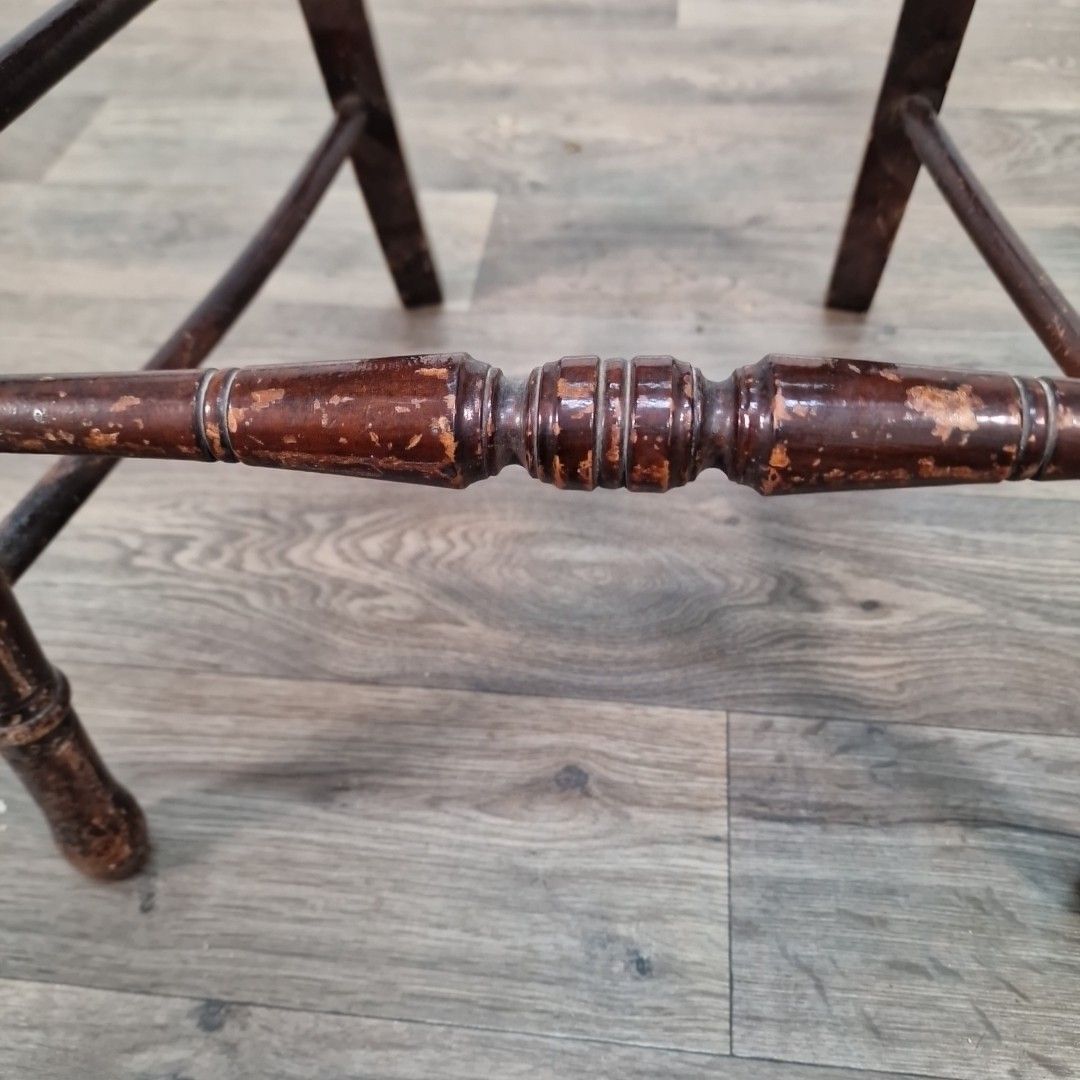 Furniture Antique Cane Bedroom Chair Carved Crest Victorian Dining Hall Seat Wooden photo