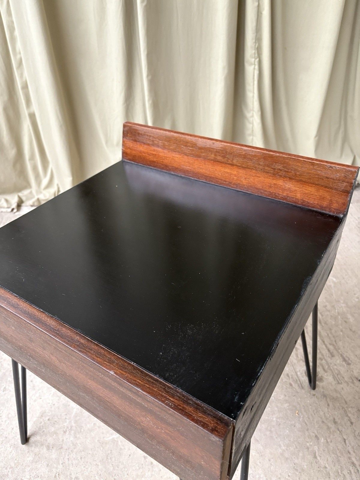 photo vinterior Vtg Mid Century Stag C Range Bedside Drawers Side Table Scandi R1108