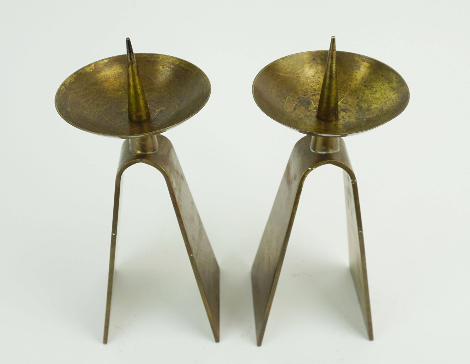 Pair Of Mid Century Modern Style Brass Candlesticks From The 1950s/60s photo vintage