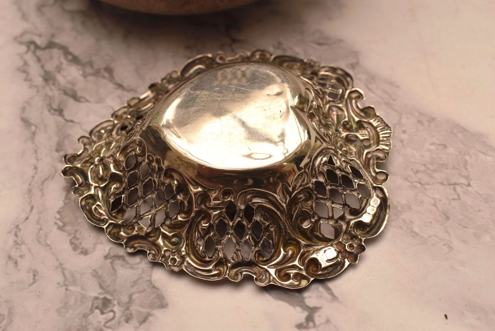 Pair Of Silver Victorian Dishes   Stunning Heart Shaped 1897 Henry Matthews Bon Bon Trays photo buy