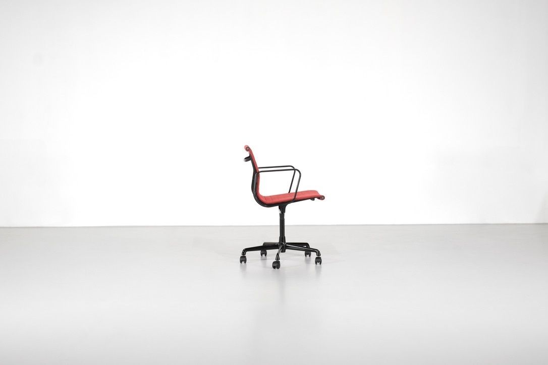 Armchair For " Ea 117 " Charles Ray Eames For Icf USA 1969. photo furniture