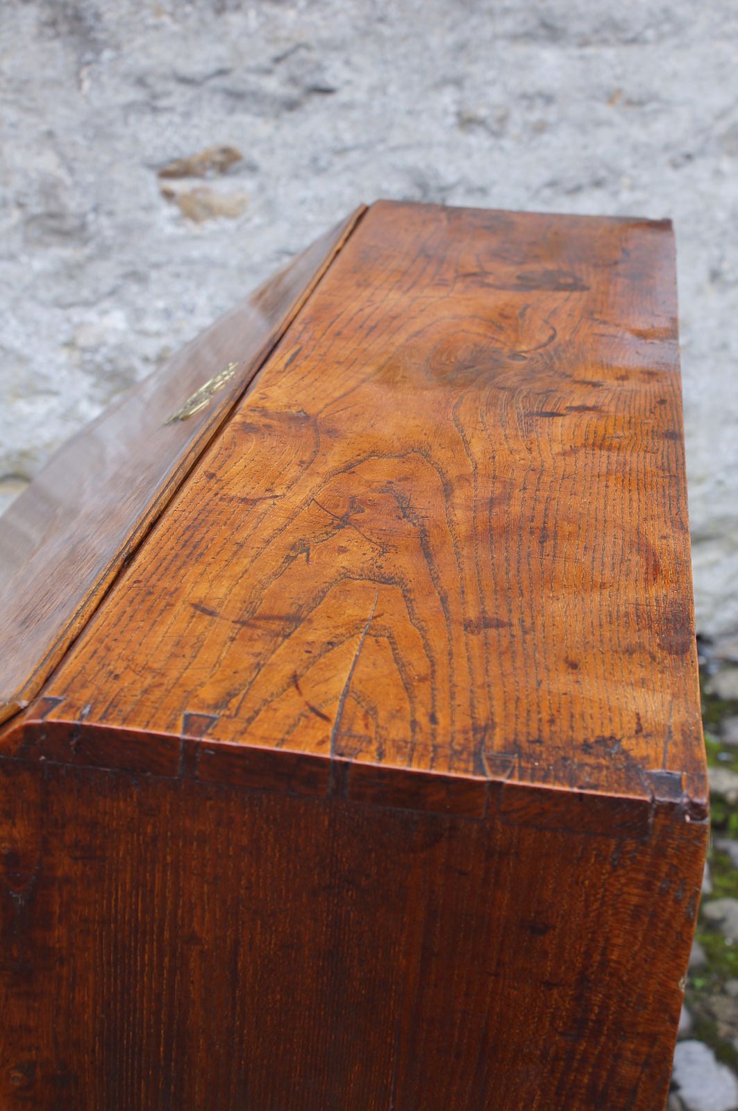 Furniture Early 18th Century Elm Bureau, 1700s photo