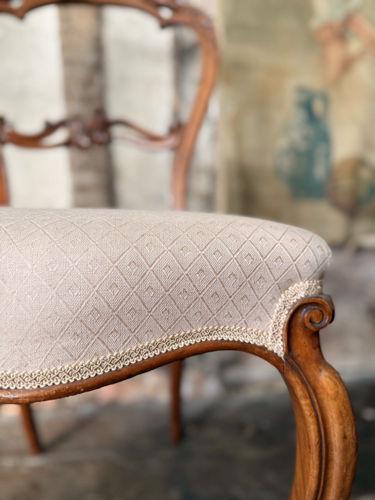 Set 6 Antique Carved  Walnut & Biscuit Linen Louis XV French Chairs 1870 Circa photo vintage