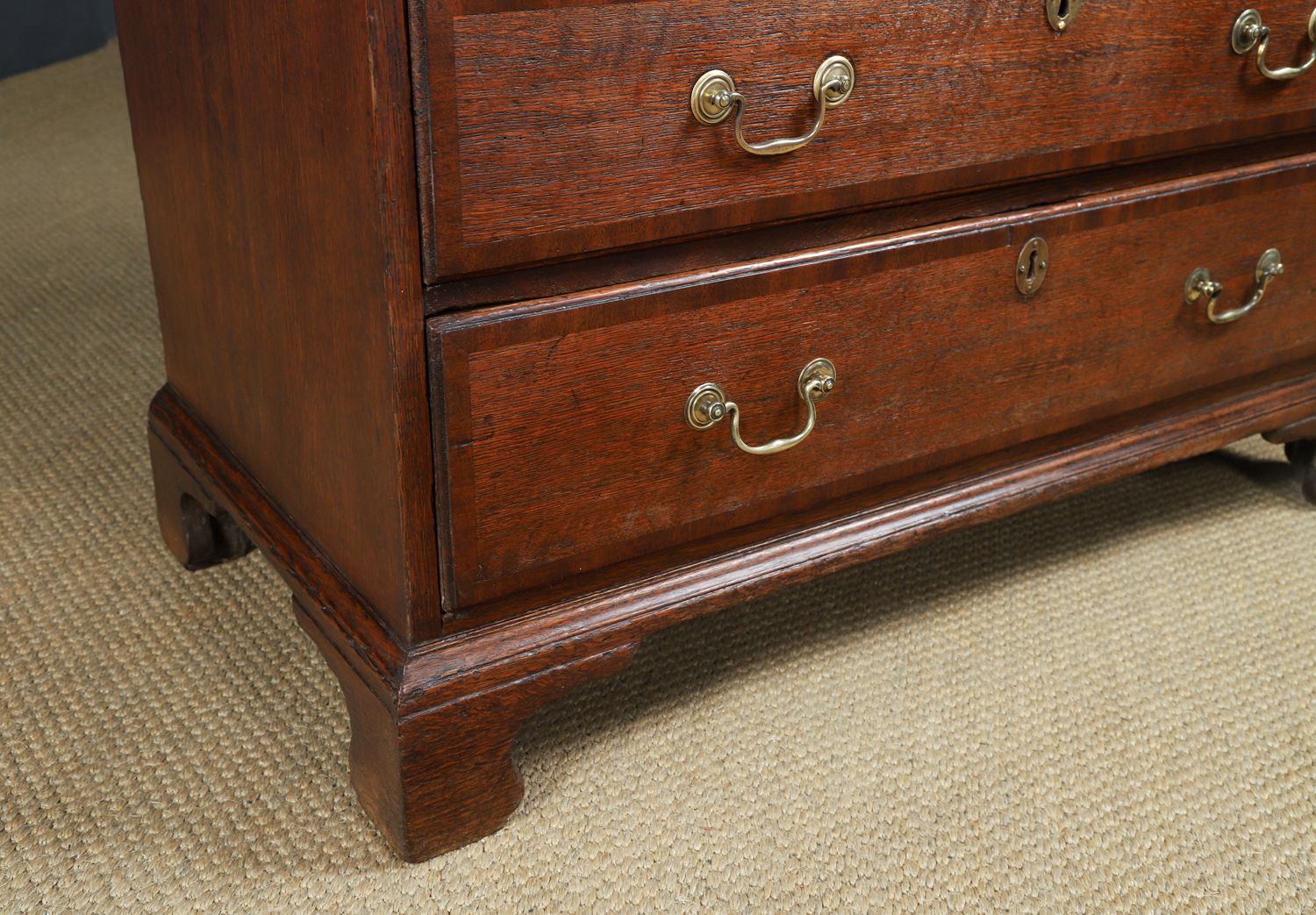 Small Antique English Oak & Mahogany Cross Banded Bachelor’s Chest Of Drawers (Circa 1780) photo Furniture