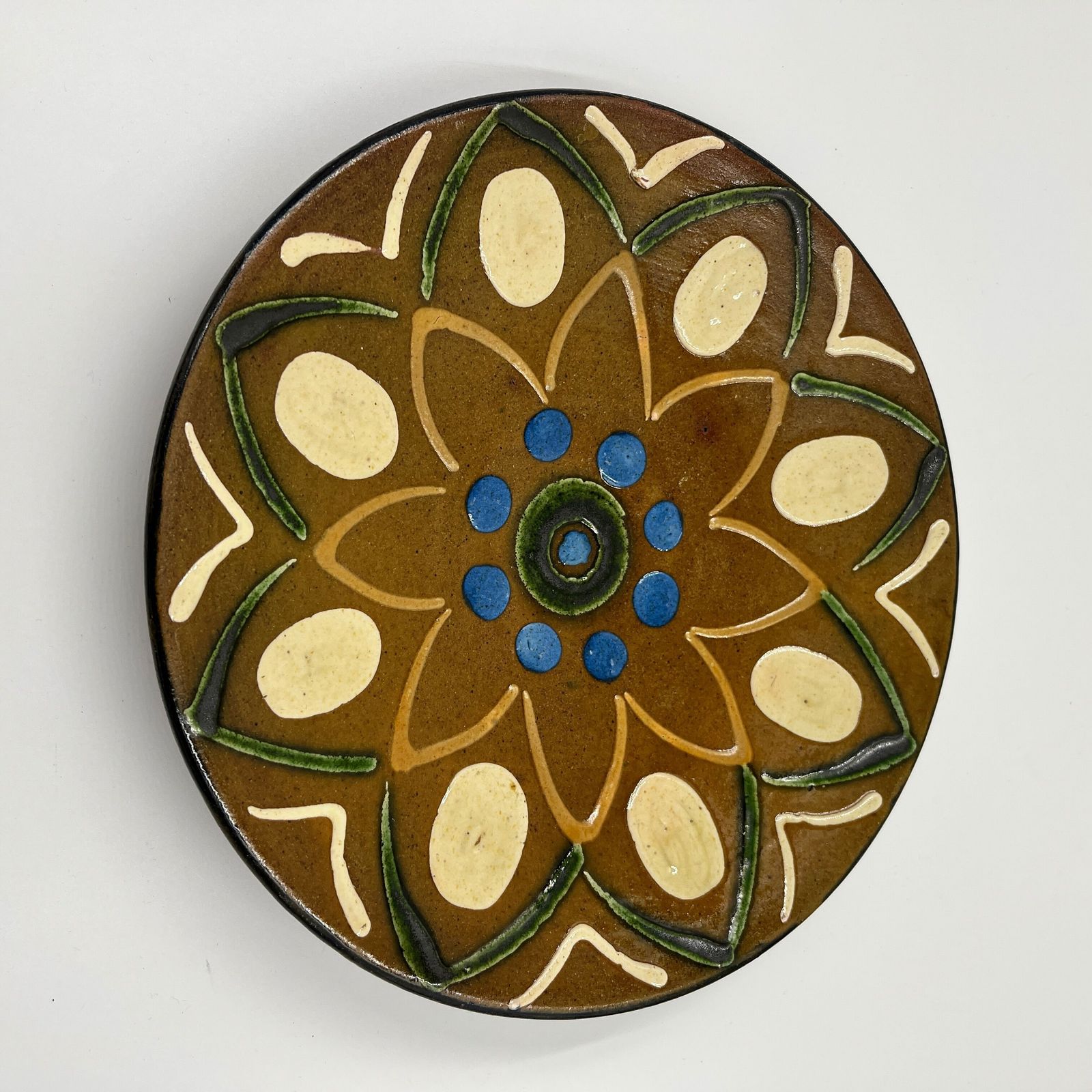 Puigdemont Keramisch Decoratiebord/Schaaltje photo furniture