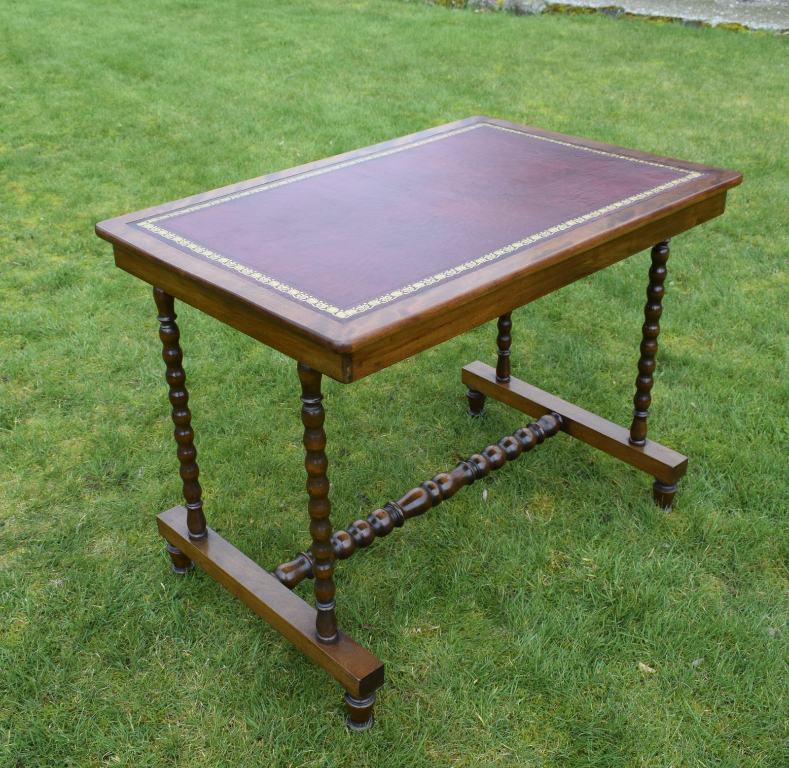 Late Victorian Mahogany Writing Table photo vinterior