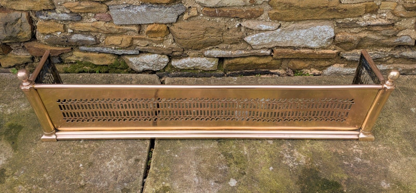 Smart 19th Century Brass Fire Fender photo furniture