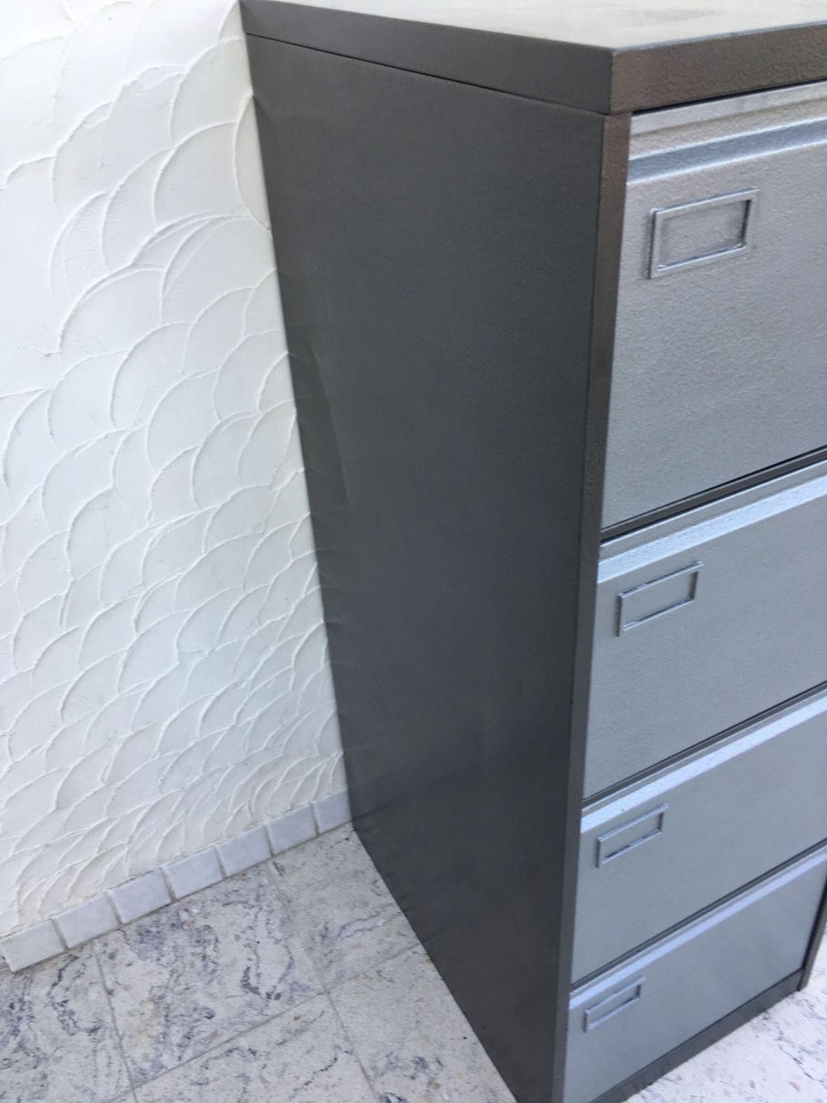 Metalen Kast Met 4 Lades photo furniture