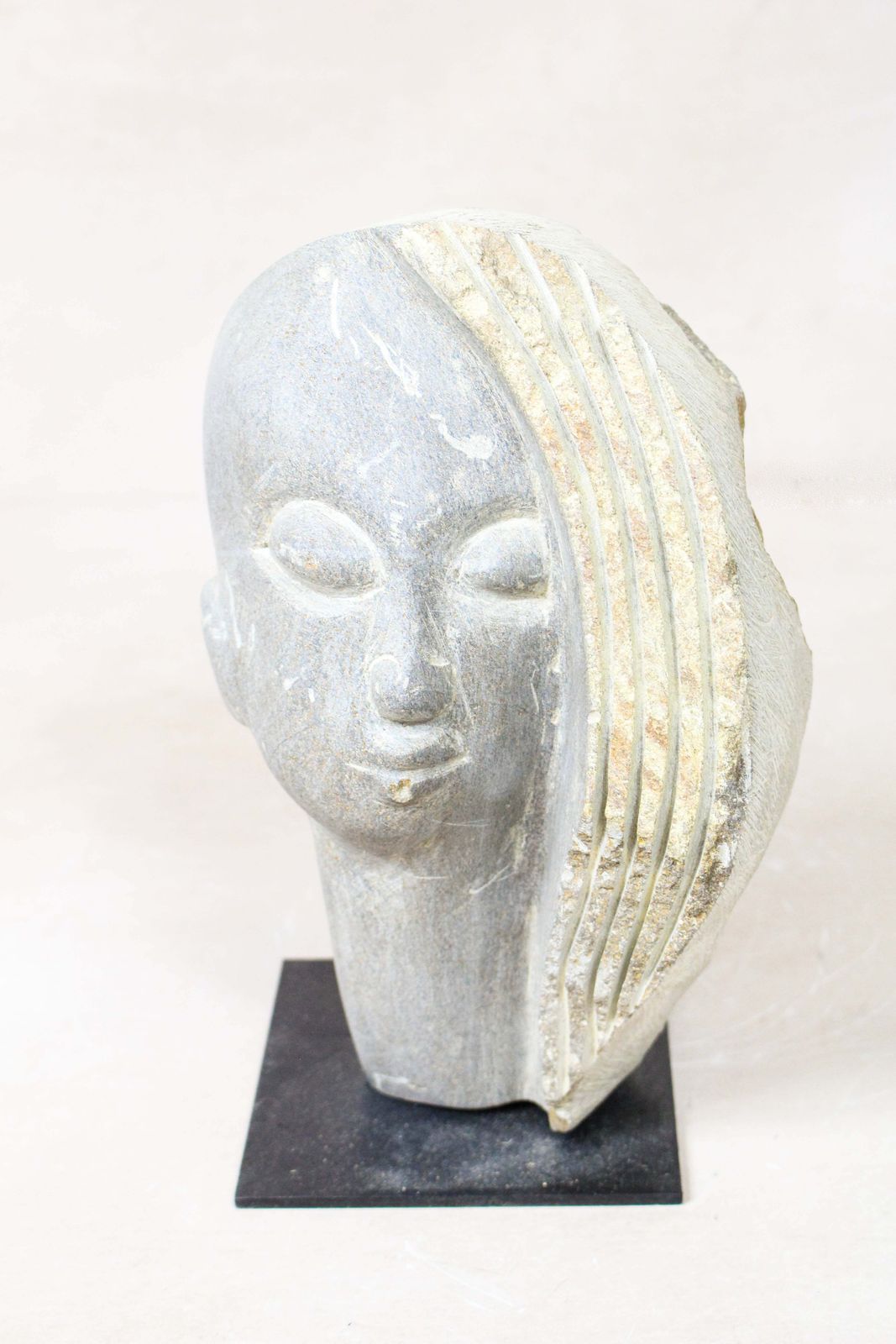 Stone Head Sculpture By Rizimu Chiwawa Zimbabwe 3003