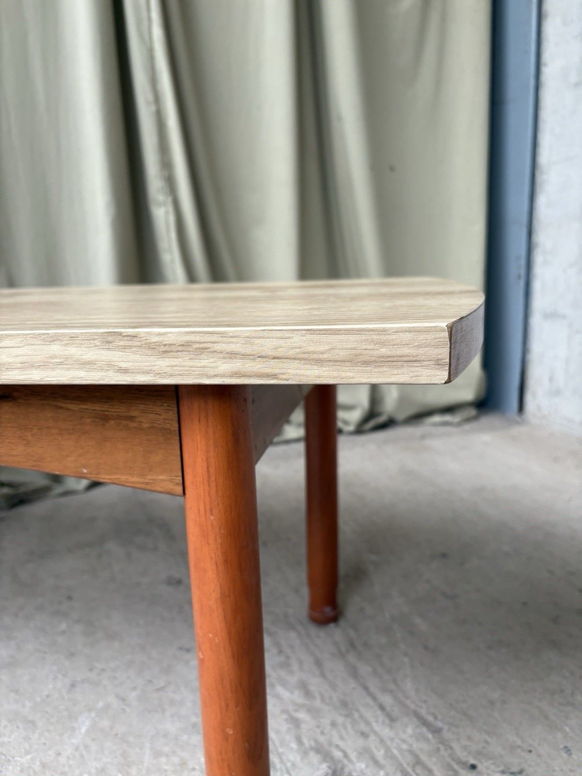 photo furniture Vtg Mid Century Coffee Table Scandi Danish Retro R1112