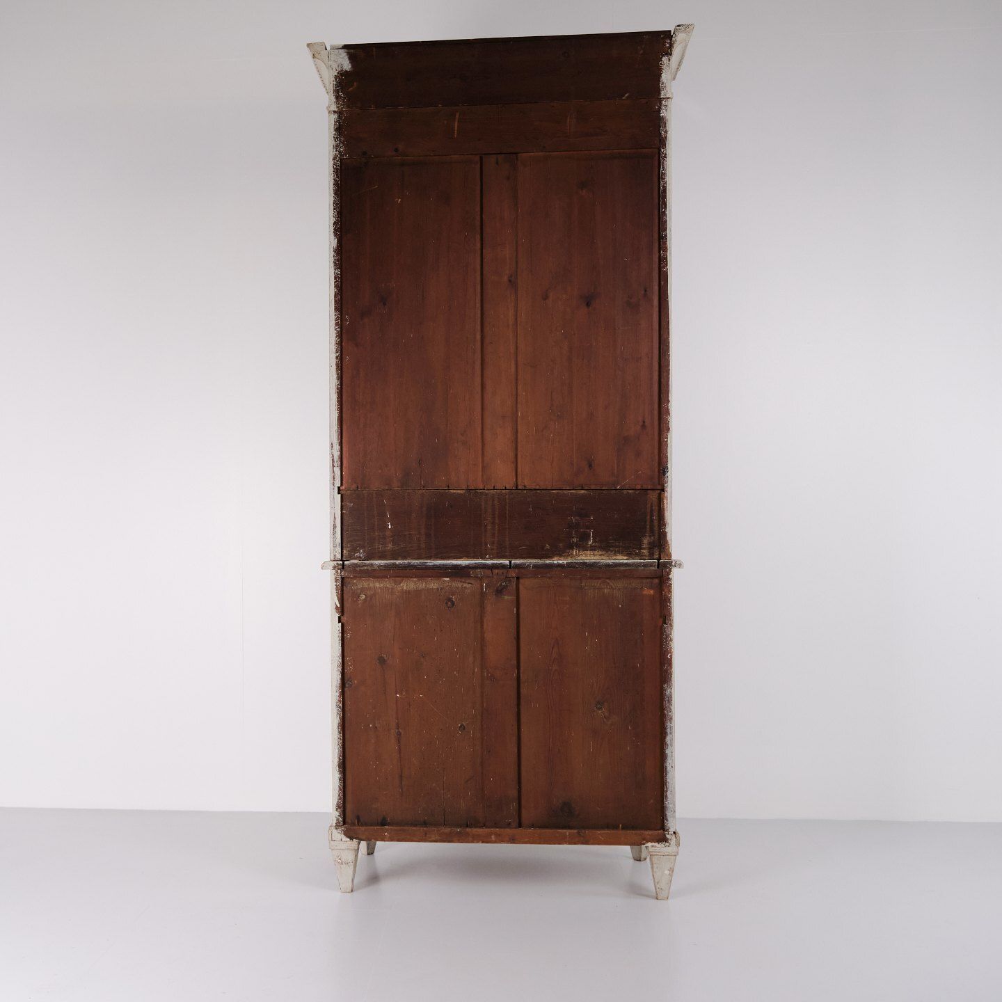 Gustavian Display Cabinet In Light Gray With Patina From The Year 1790 photo for sale