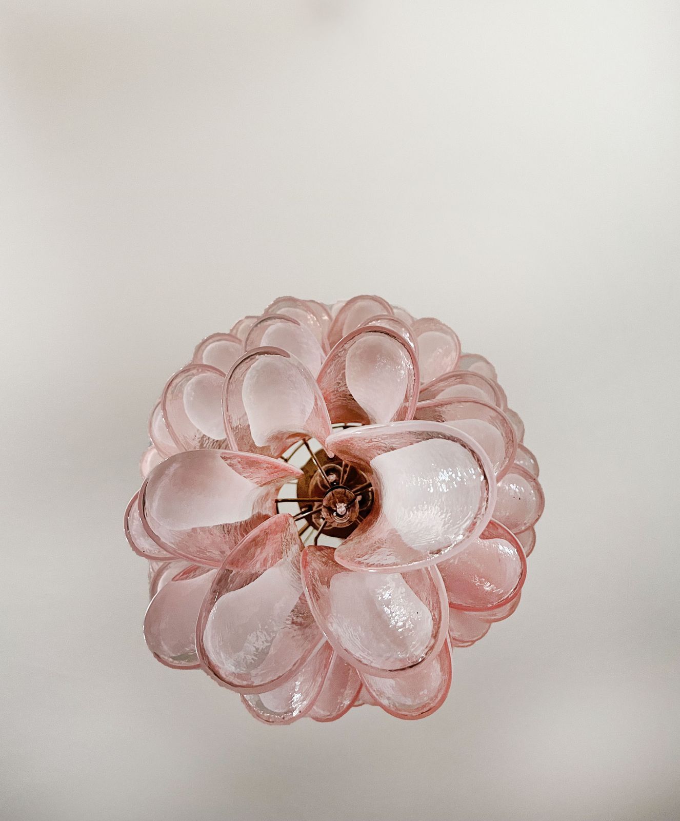 Huge Italian Murano Glass Spiral Chandelier   83 Pink Glass Petals photo Lighting
