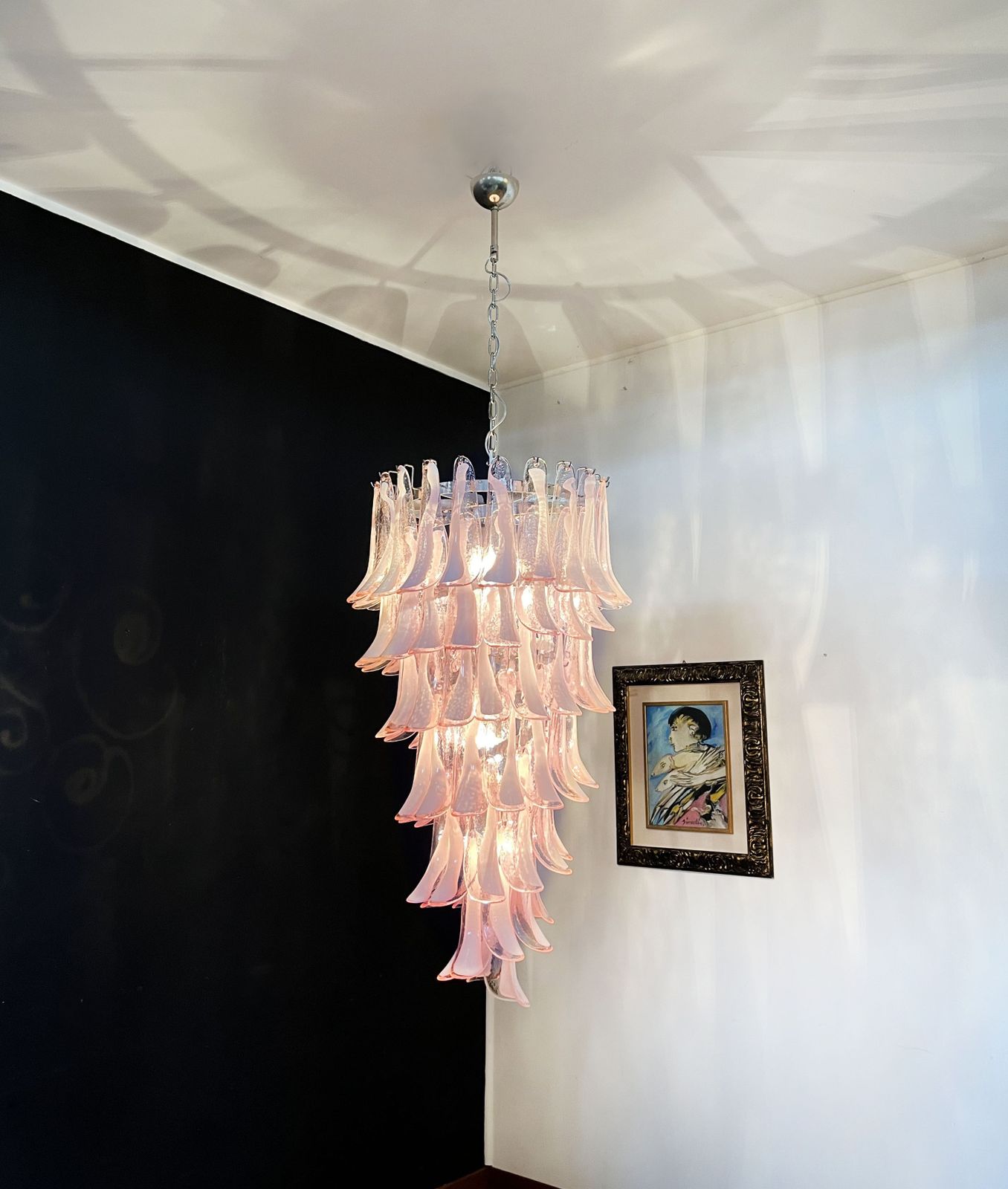 Huge Italian Murano Glass Spiral Chandelier   83 Pink Glass Petals photo vinterior