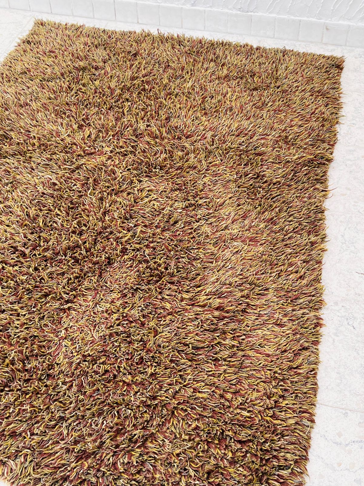 Textiles Vintage Shaggy Rug photo