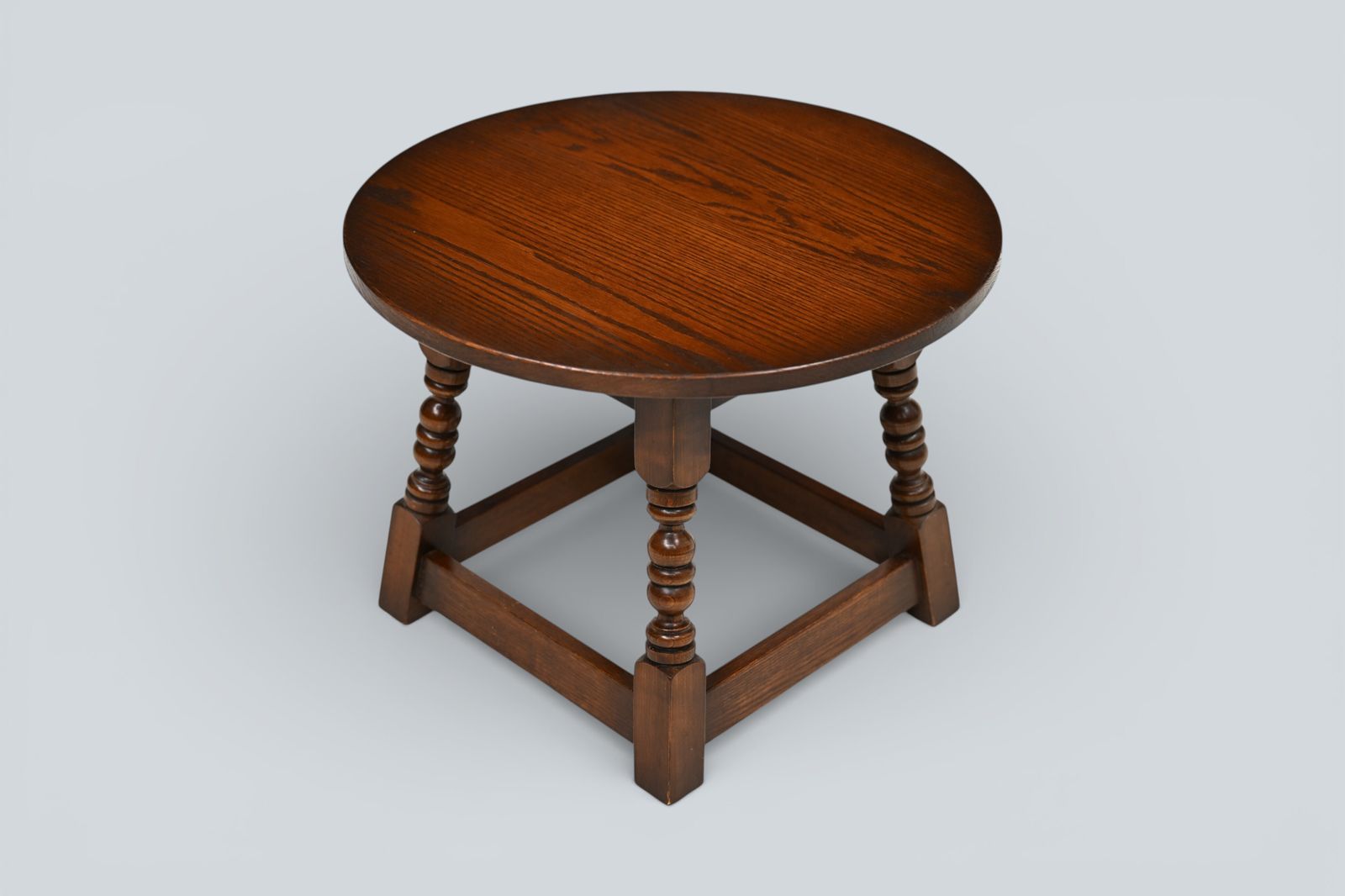 Old Charm Oak Round Side Coffee Table Tudor Brown Model 1976 Free Uk Delivery* photo for sale