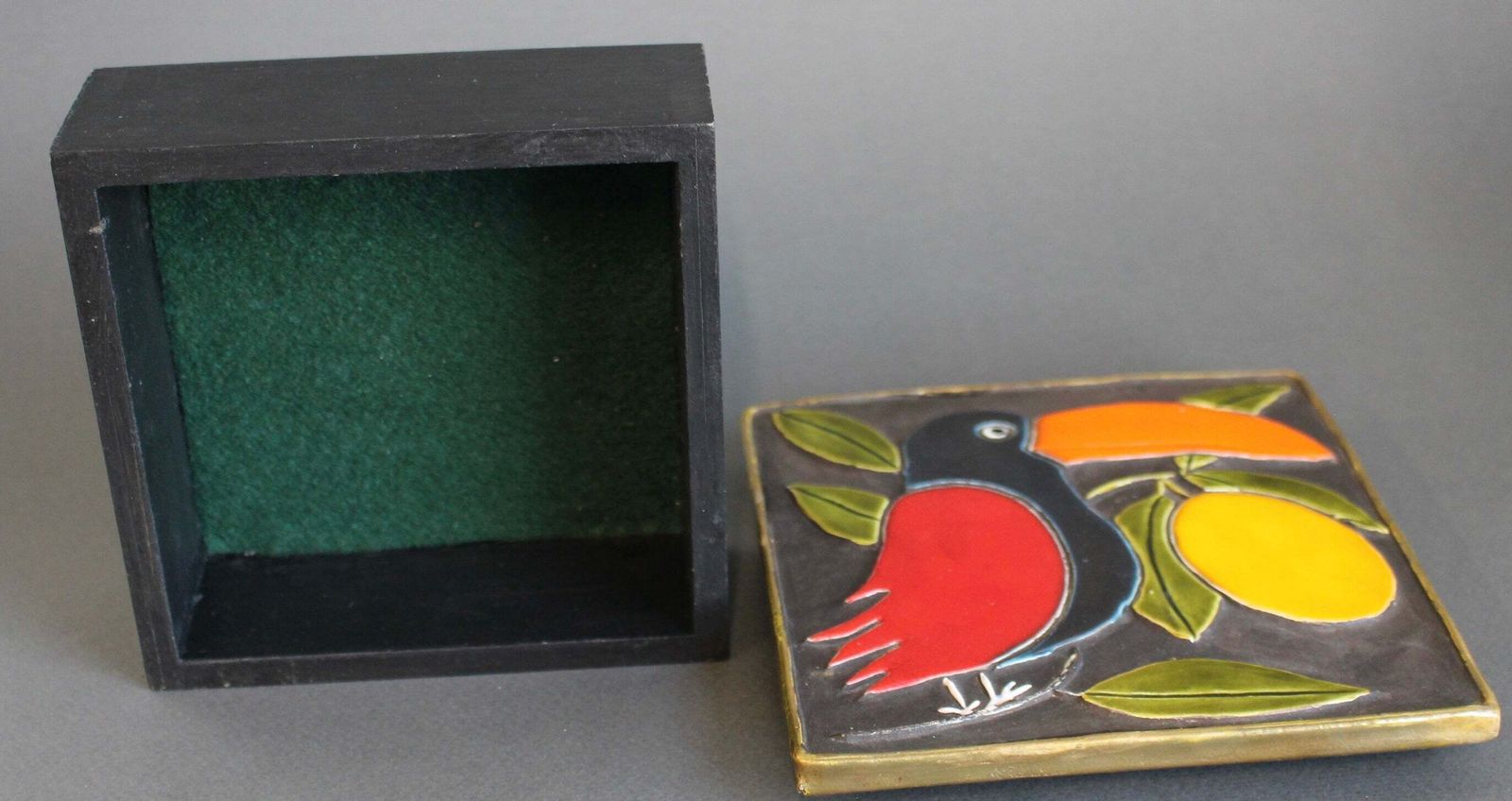 photo vinterior Vintage French Jewellery Box With Enamel Lid And Toucan Motif By Mithé Espelt (Circa 1960s)