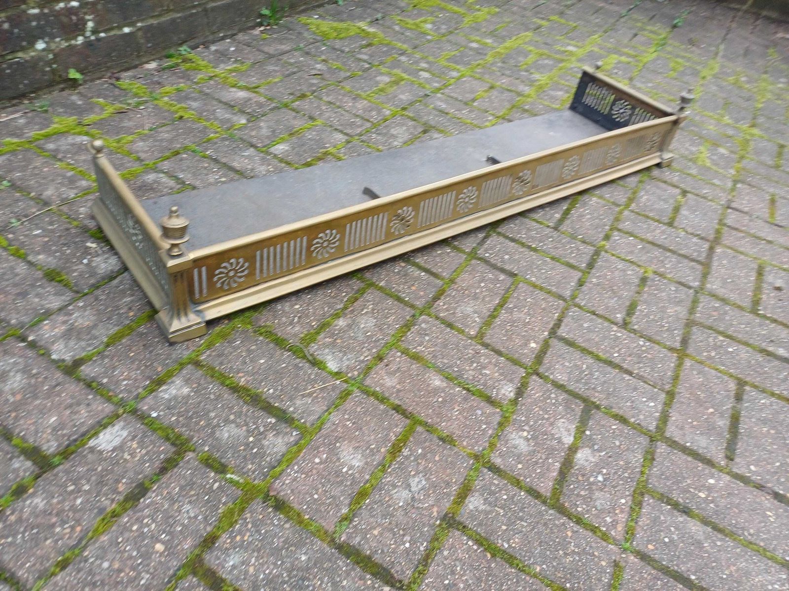 Massive Heavy Victorian Solid Brass Fireplace Fender Pierced Fire Curb With Column Finials Antique Hearth Guard Fireside Free Hand Delivery photo buy